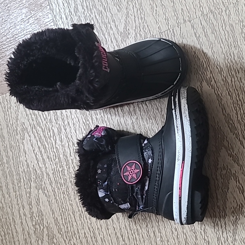 2 for $35 - Cougar Toddler Girls Size 7 Black Winter Boots (up to -50 degrees)